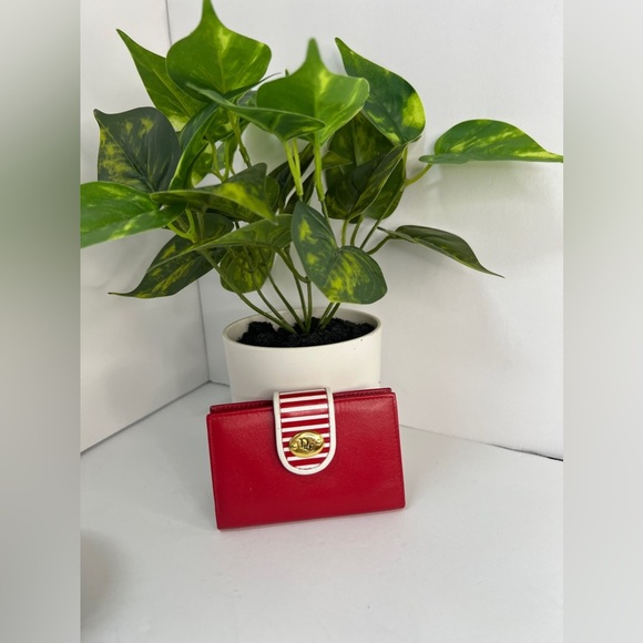 CHRISTIAN DIOR  RARE  6 Key Ring CARD HOLDER - Picture 1 of 14